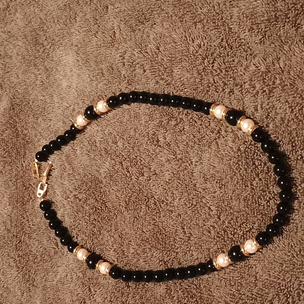 Napier Signed Faux White Pearl & Black Bead w/ Gold Tone Spacer Necklace